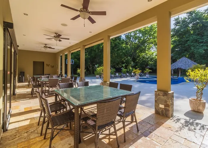 Rancho Haas Hotel *